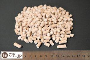 長時間使えて臭わない 天然ひのきチップ（砂の色・形・サイズ）