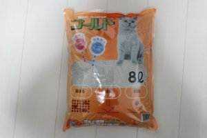 Pet'sOne 固まる猫砂ゴールド（パッケージ表）