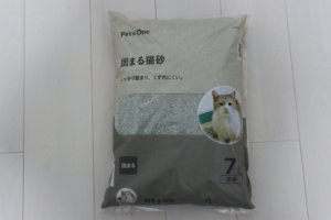 Pet'sOne 固まる猫砂（パッケージ表）